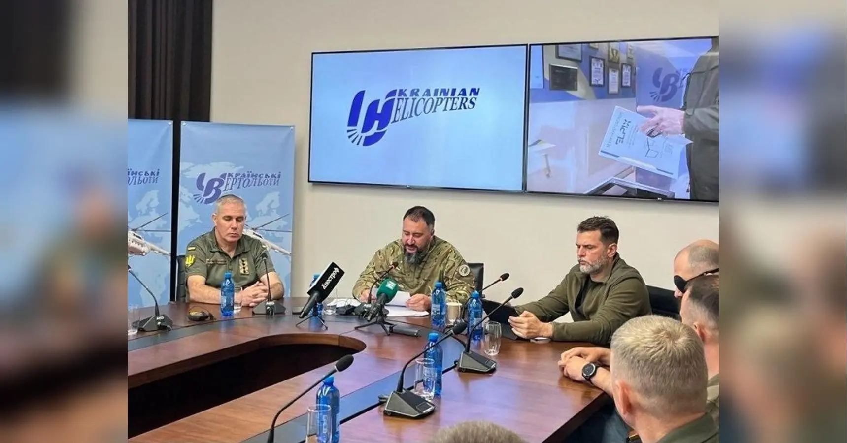 До Зеленського публічно звернулися ветерани, родини загиблих Героїв та сам колектив авіакомпанії «Українські вертольоти»: що відбувається