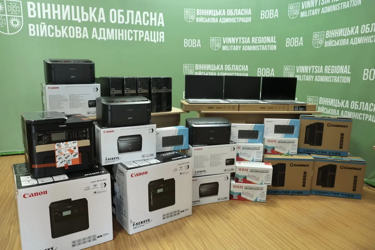 Чеські партнери передали обладнання для Департаменту ветеранської політики у Вінниці