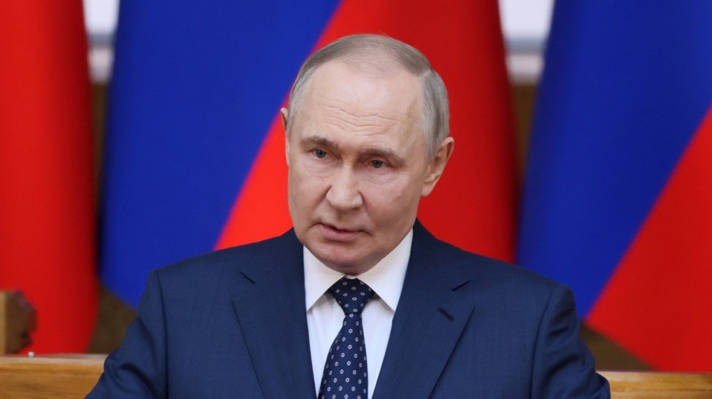 Путин пожаловался папе Римскому на Украину и заговорил о "мире"