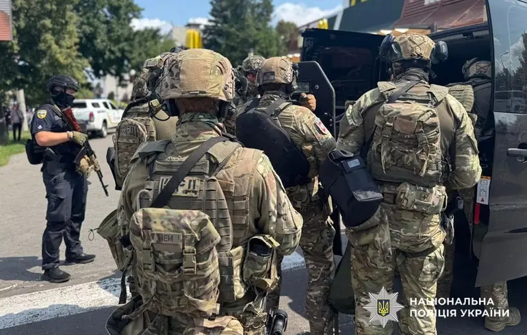 У Черкасах затримали та госпіталізували стрілка з McDonald's