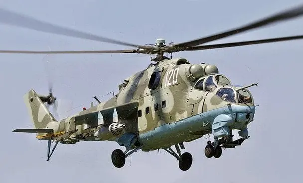 Українські дрони знищили два російські гелікоптери у Сімферополі (фото)
