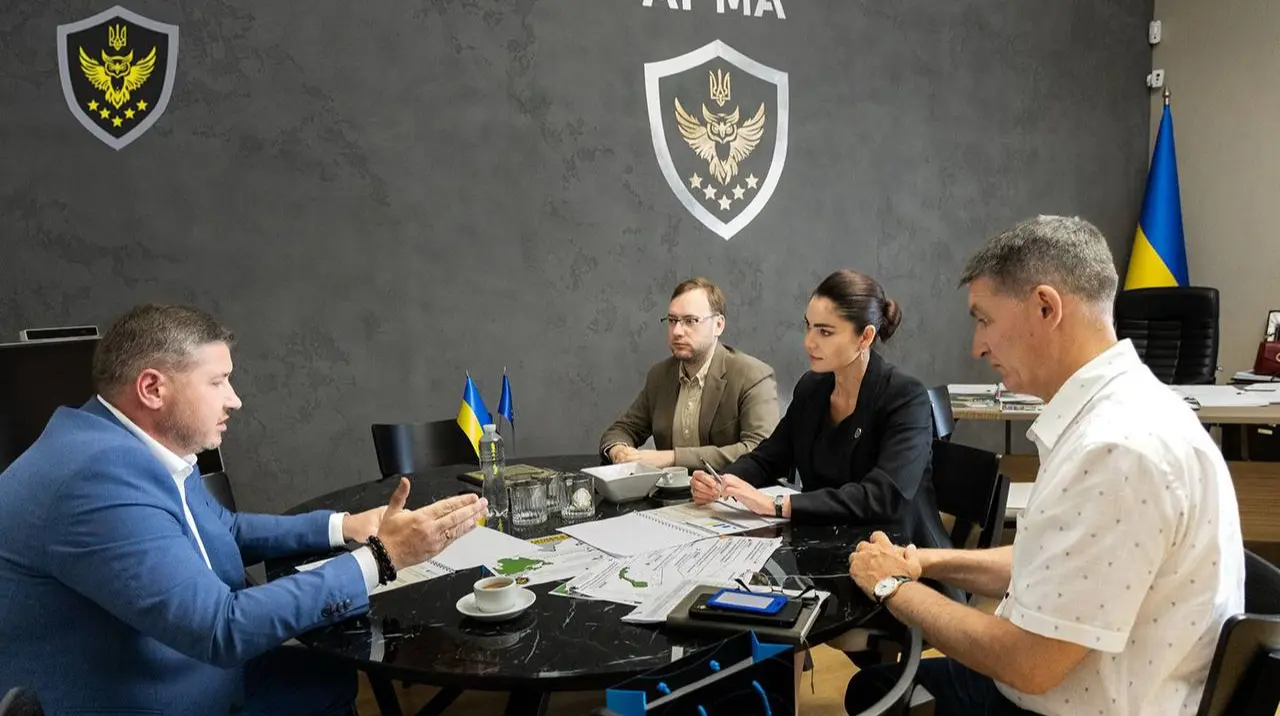 Управителю "труби Медведчука" підвищили щомісячну плату