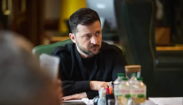 Зеленський ввів у дію рішення РНБО про синхронізацію санкцій з міжнародними партнерами