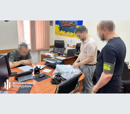 ГБР: Полковник Гуменюк пытался подкупить ВЛК, чтобы не ехать на фронт – видео