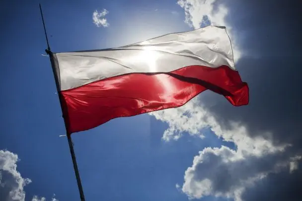 Польща закликала своїх громадян не їхати до Росії