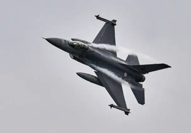 В Україні вигадали унікальний спосіб, як захистити F-16 від атак РФ