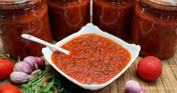 Аджика з буряком. Рецепт дня