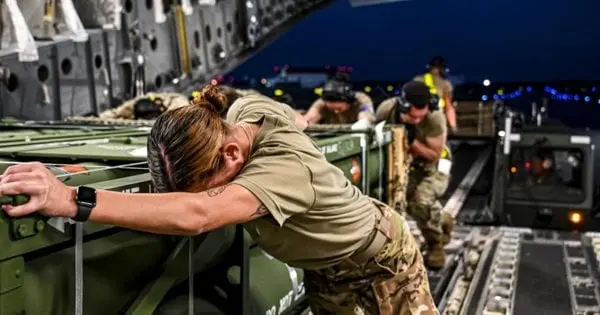 США оголосили про передачу додаткових поставок озброєння для України