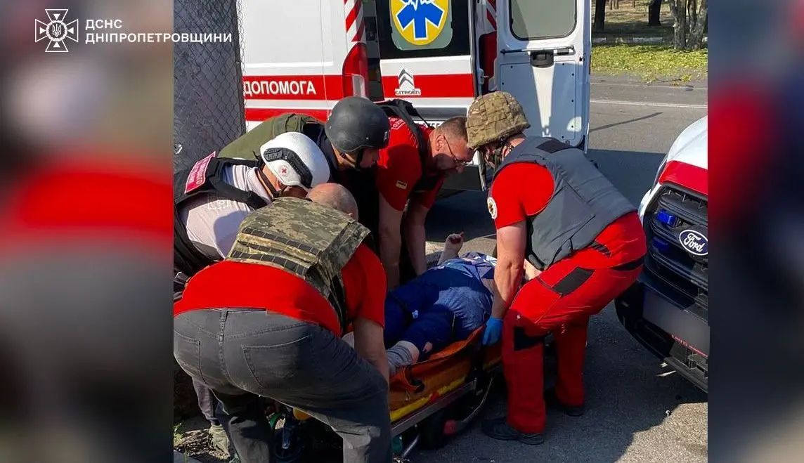 Под Одессой из-за атаки повреждена инфраструктура, в Краматорске – детсад, фото