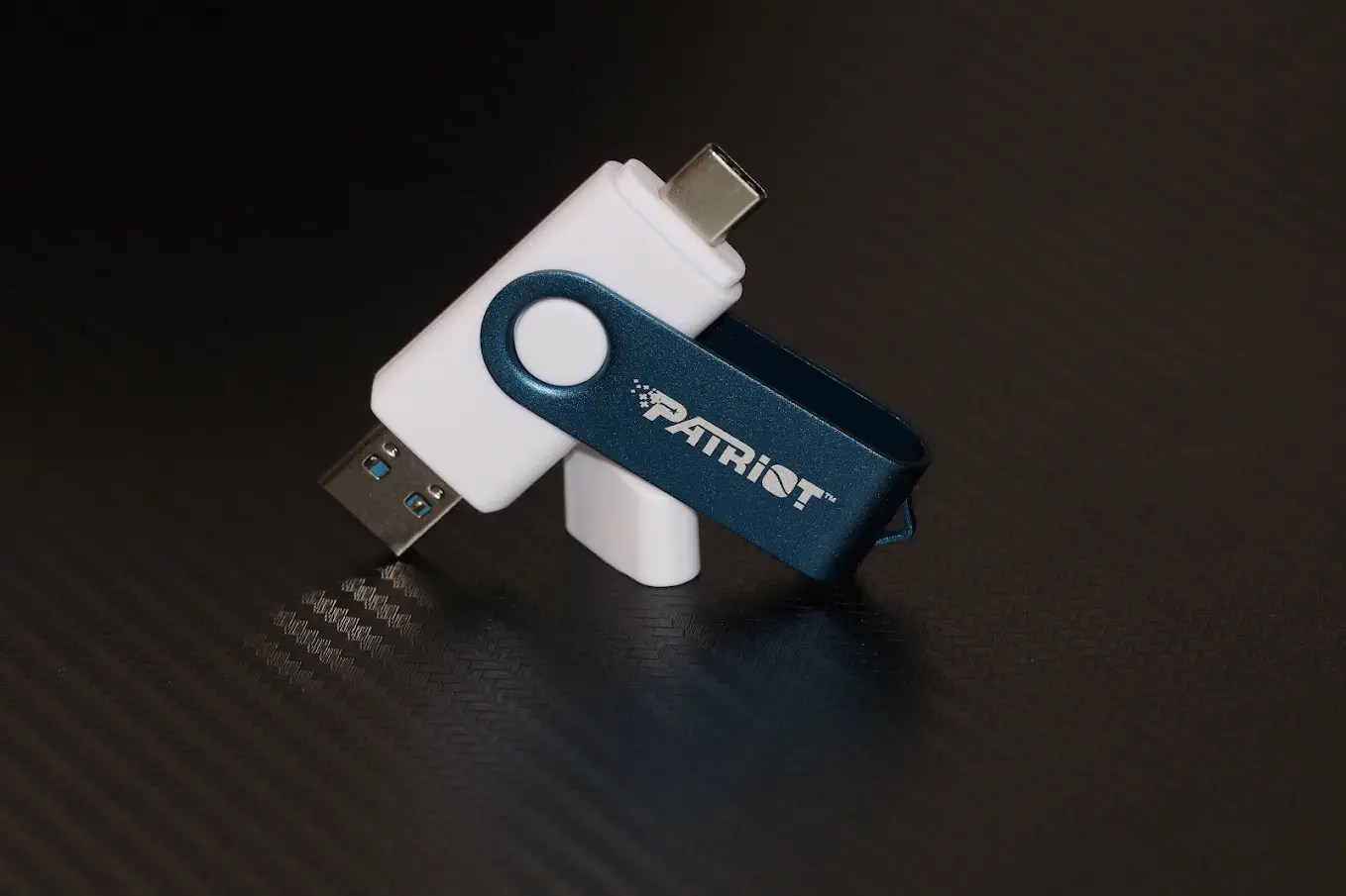 Patriot Xporter X550 – флешка для школяра