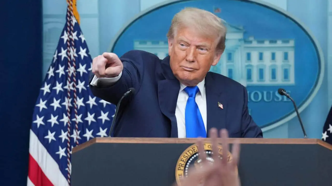 Трамп готовий бомбити Іран ще раз, якщо буде треба