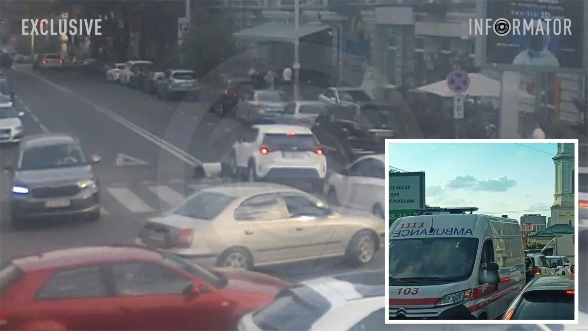 У Дніпрі на переході на Шевченка жінка потрапила під колеса Toyota: відео моменту ДТП