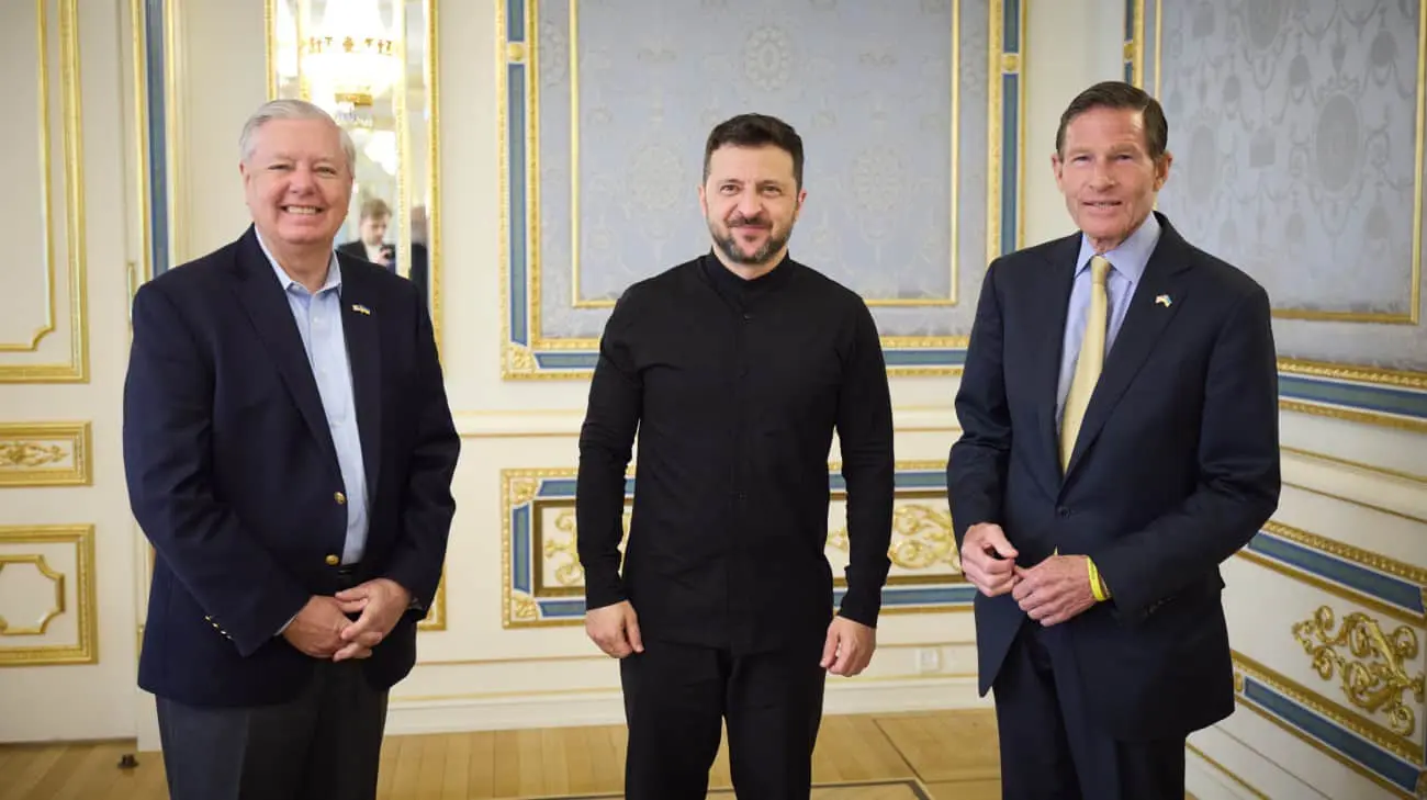 До Зеленського завітали сенатори США, які готують "розгромні" санкції проти Росії