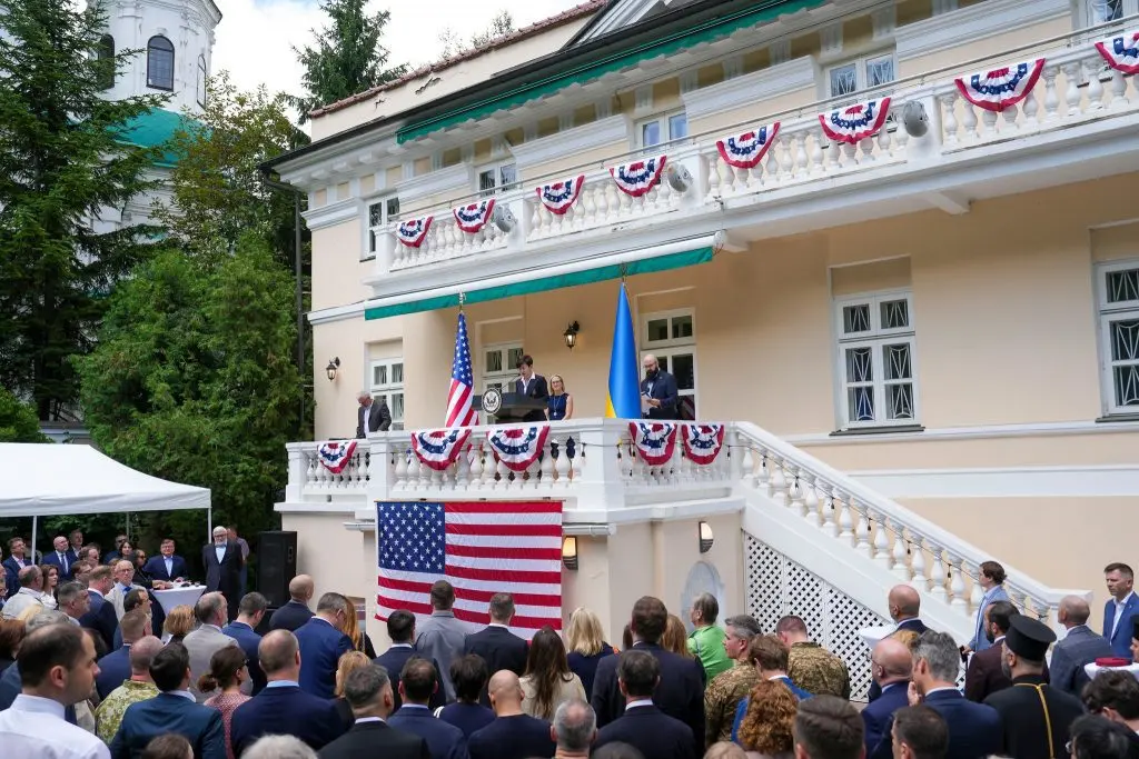 У Києві розпочались урочистості з нагоди Дня незалежності США (фото)