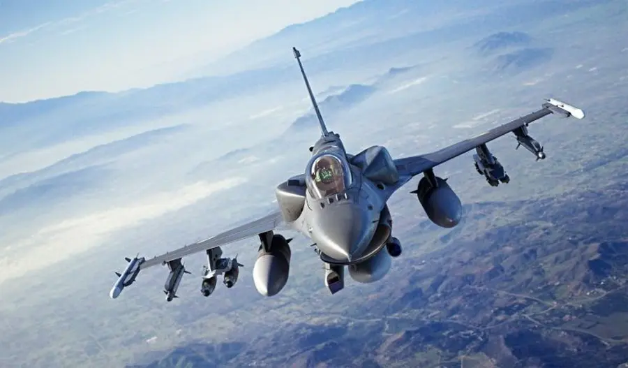 Цієї ночі, відбиваючи масовану атаку, загинув  пілот F-16 Максим Устименко