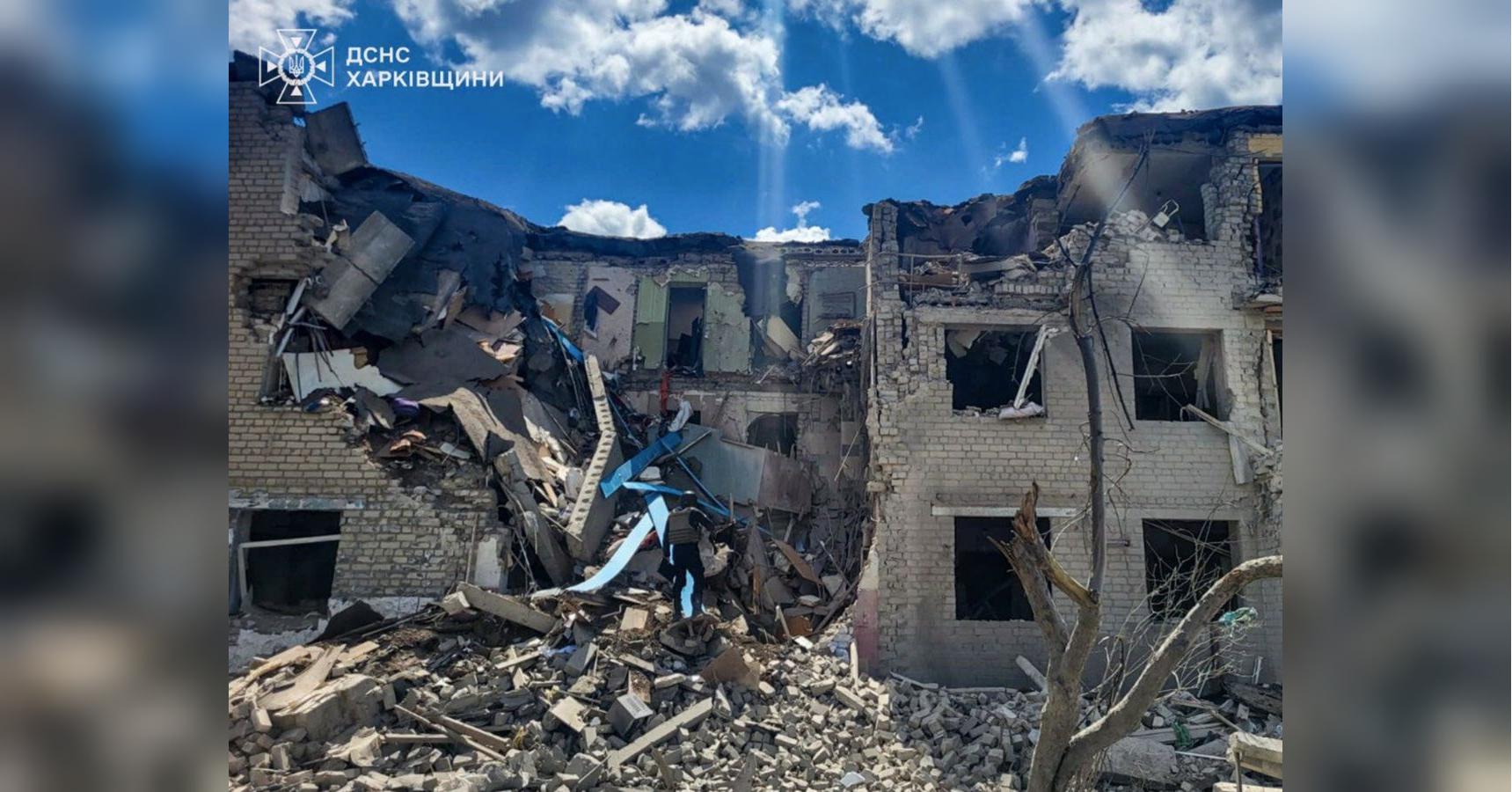 Били КАБами по Куп’янську: внаслідок російської атаки є загиблий та постраждалі