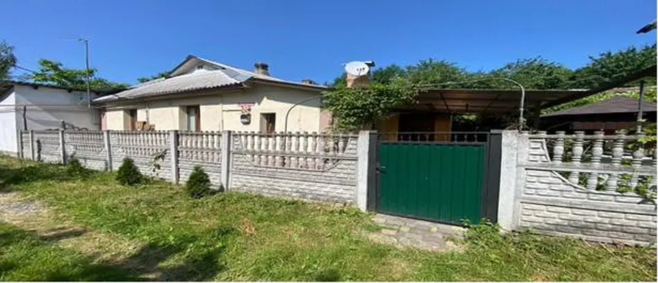 У Вінниці повторно оштрафували жінку, яка скидала відходи з будинку у струмок
