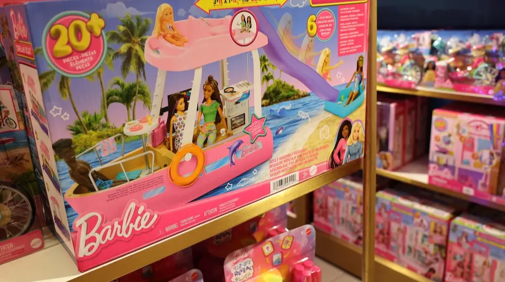  Виробник Barbie планує випустити першу іграшку на базі ШІ 