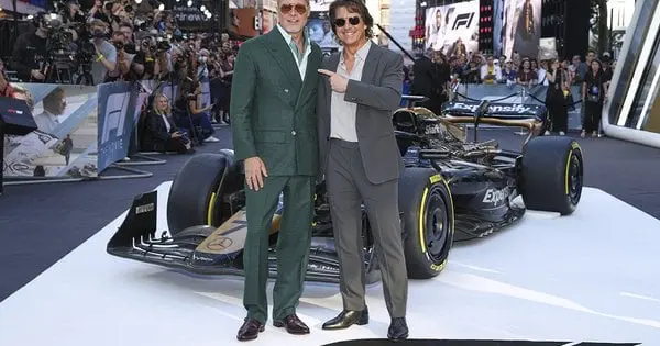 Том Круз несподівано прийшов на прем'єру стрічки F1 у Лондоні 