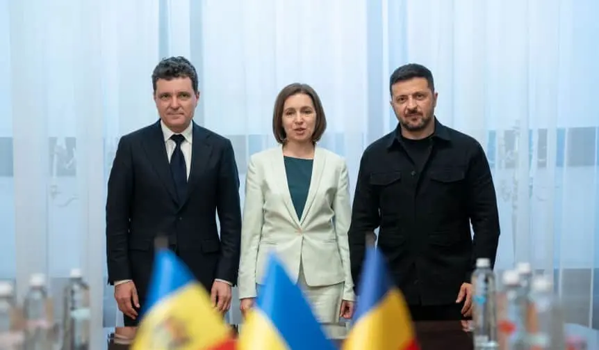 Президенти України, Румунії та Молдови вперше зустрілись у тристоронньому форматі