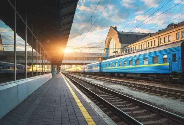 Атака по Київщині 6 червня: затримується низка поїздів