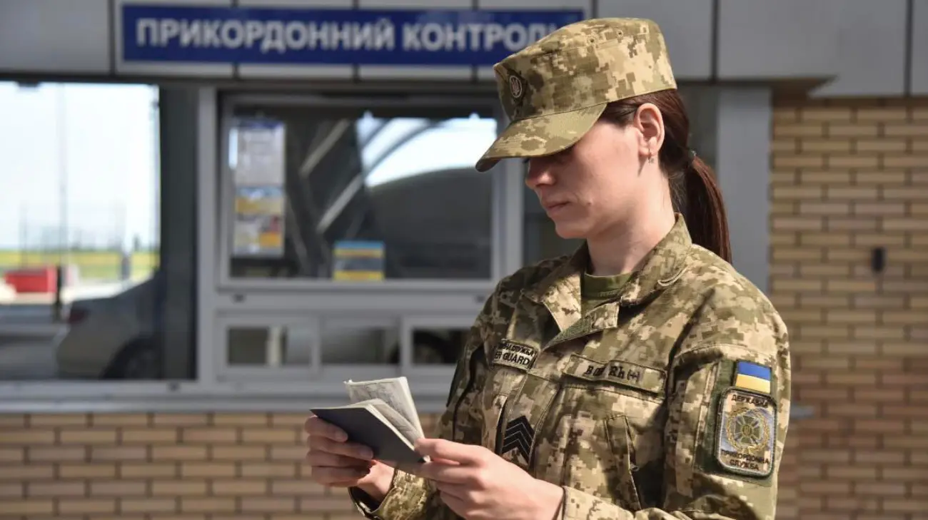 Уряд оприлюднив постанову про виїзд за кордон чоловіків 18-22 роки