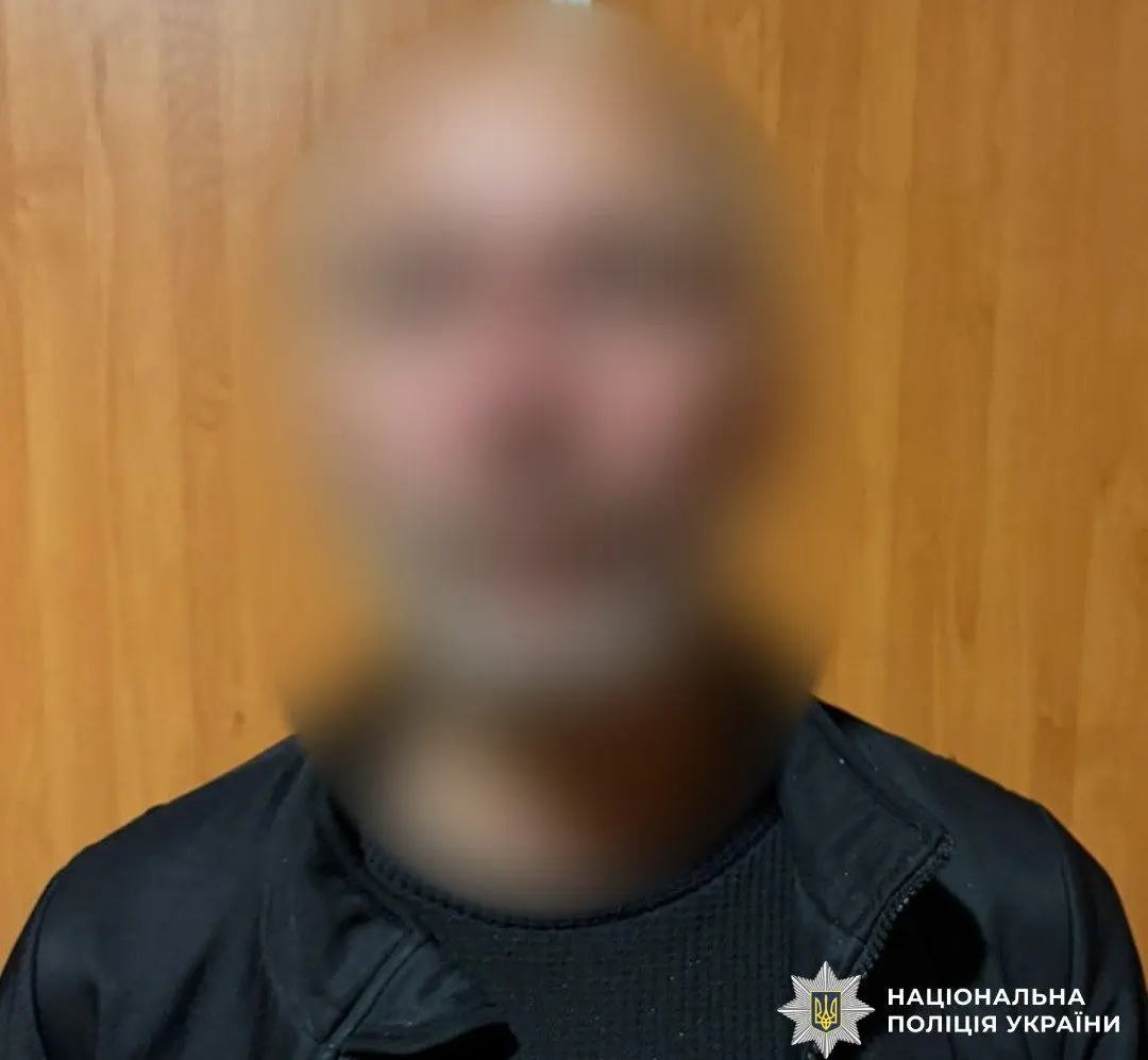 Напад у пункті збору вторсировини: чоловіку розбили голову і вкрали гроші