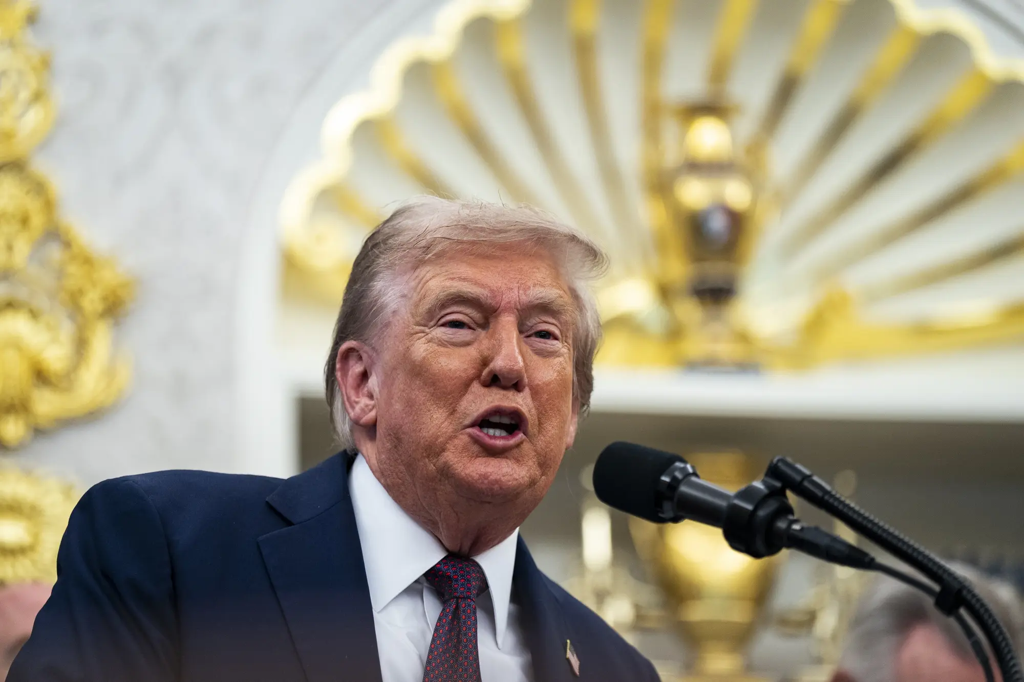 Bloomberg: Европа на встрече "коалиции желающих" будет склонять Трампа к новым санкциям