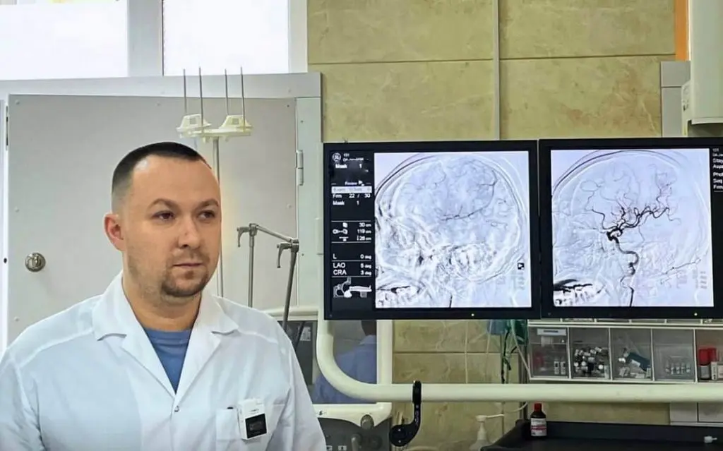 Одеські лікарі провели унікальну операцію та врятували життя пацієнтці з інсультом