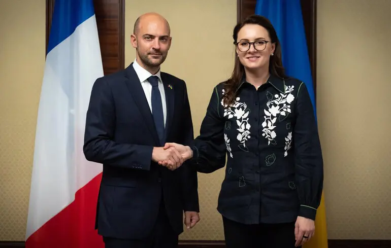 Україна та Франція створили фонд на €200 мільйонів для відбудови
