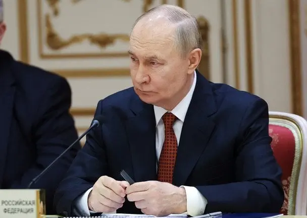Путін програє війну, бо відданий спадщині Великої Вітчизняної війни - The Telegraph