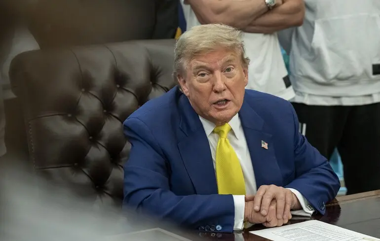 Трамп схвалив плани нападу на Іран, але не видав остаточний наказ — WSJ