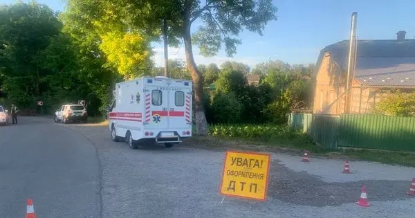 На Тернопільщині чоловік випав з авто під час руху і загинув