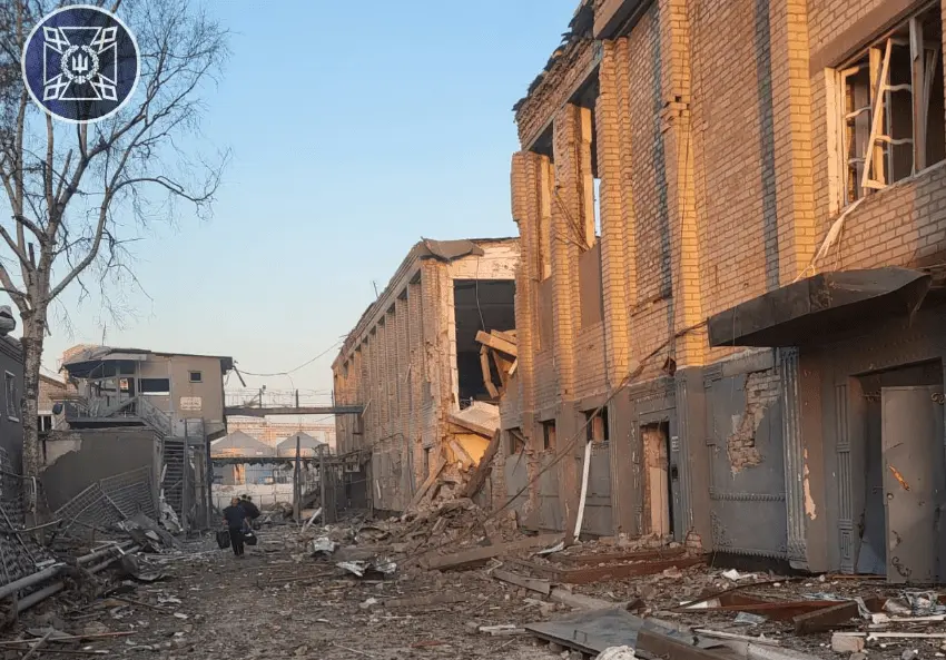 Удар КАБами по виправній колонії у Запорізькій області: 17 людей загинули, 42 – отримали поранення (фото)