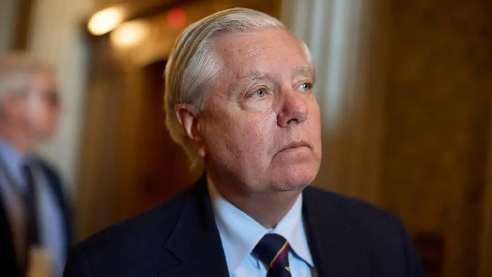 Грэм ответил Медведеву на угрозы войны между Россией и США, тот в ответ нахамил