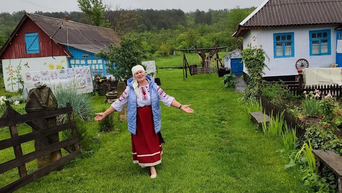 У селі на Вінниччині з будинку культури зробили українську світлицю