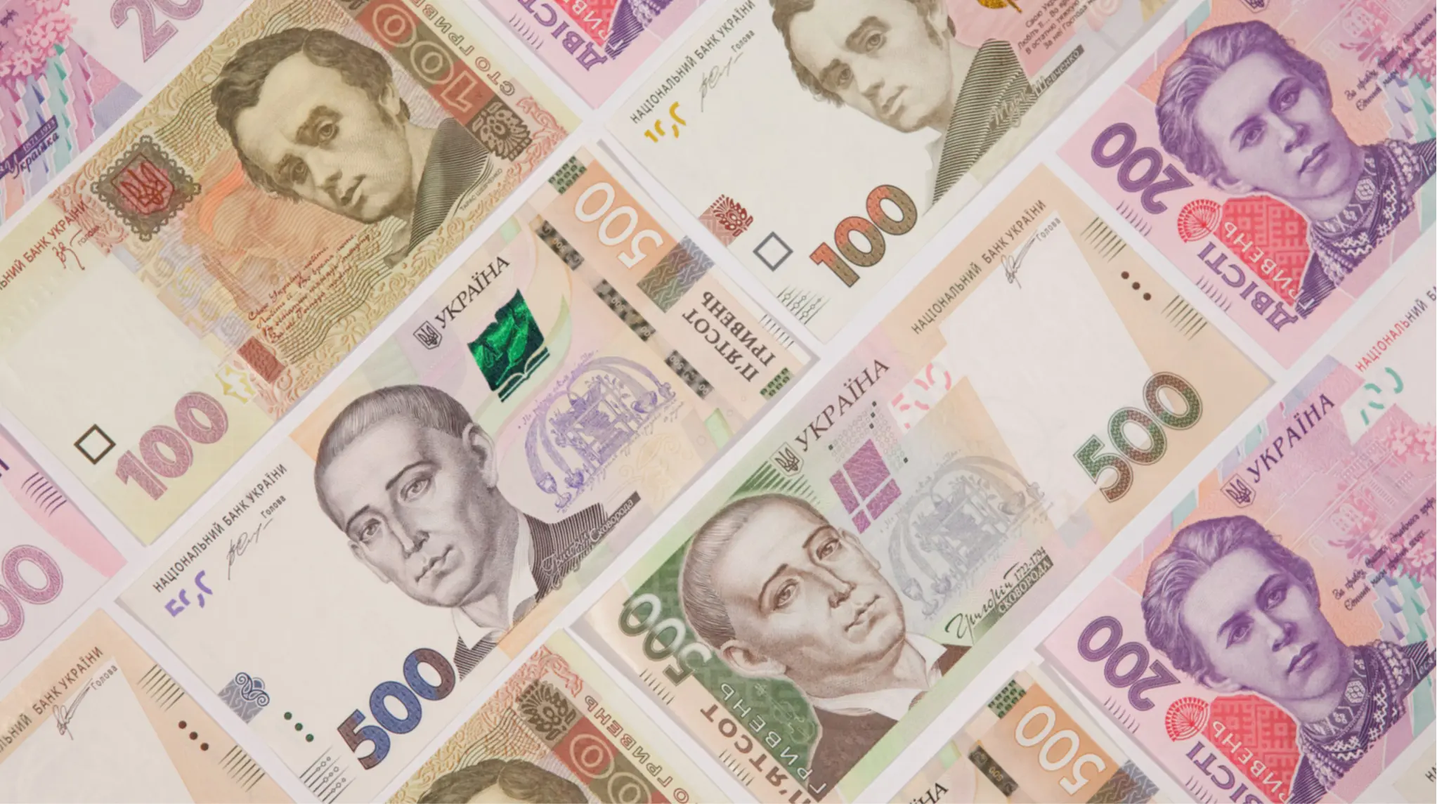 Українці задекларували 35 мільярдів іноземних доходів: вдвічі більше за попередній рік