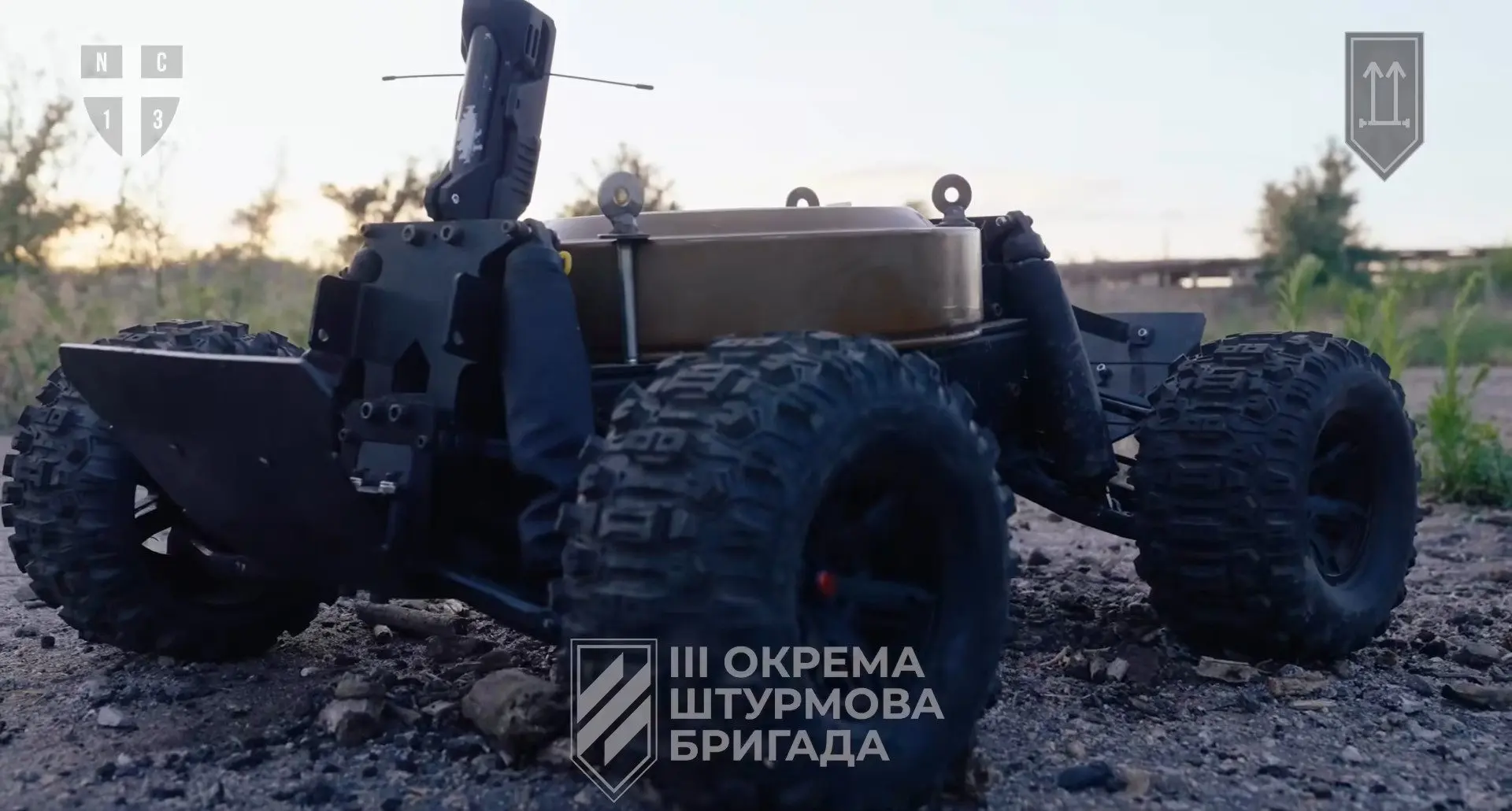 Вперше в історії: окупанти на Харківщині капітулювали перед наземними роботами Третьої штурмової (відео)