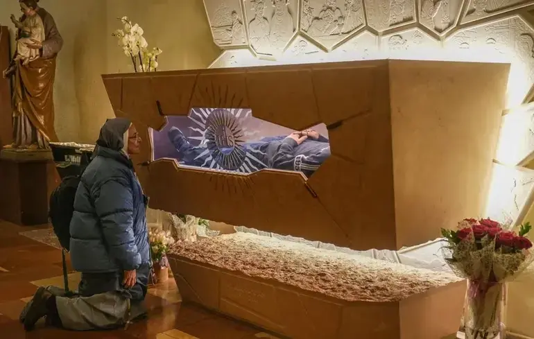 15-річний італійський підліток, який помер від лейкемії, буде канонізований католицькою церквою
