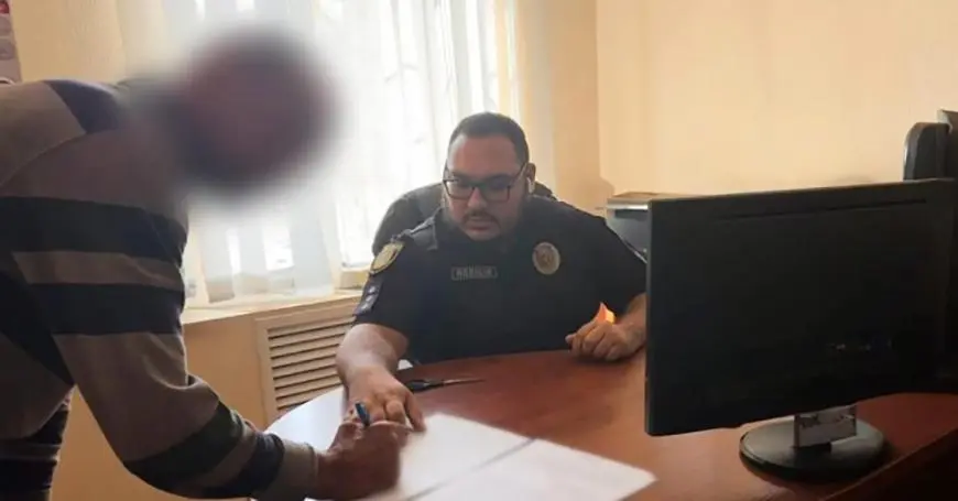 Одеські поліцейські повідомили про підозру майстру, який допустив загоряння нафтового резервуара