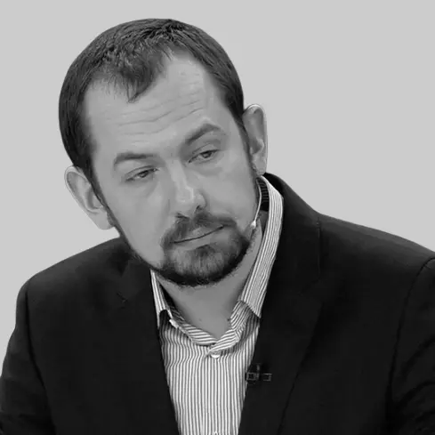 Закон о НАБУ как "чёрный лебедь" для Украины – и почему нам нужен "президент войны"