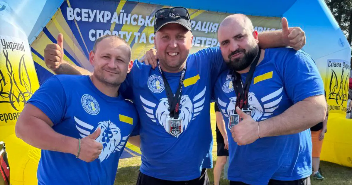 Вінничанин Ярослав Фіногенов здобув дві золоті нагороди на турнірі «Сильні України»