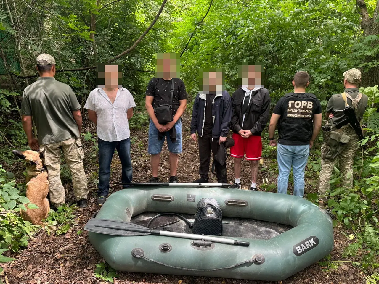 По Дністру на човні і за 10 тис доларів: на Вінниччині затримали групу «туристів»