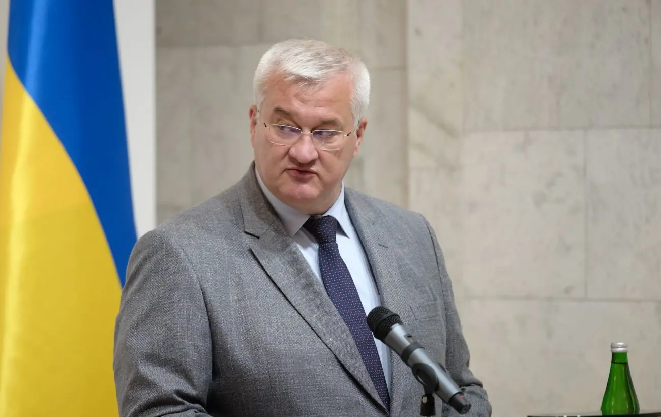 Наступні санкції ЄС мають вдарити по військовому бюджету Путіна, - Сибіга