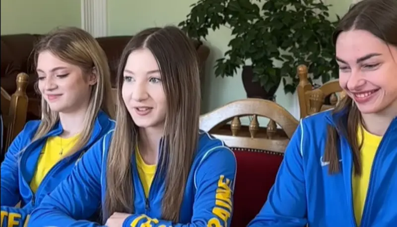 Срібло на Всесвітніх іграх акробатики: вінничанки Вечерук та