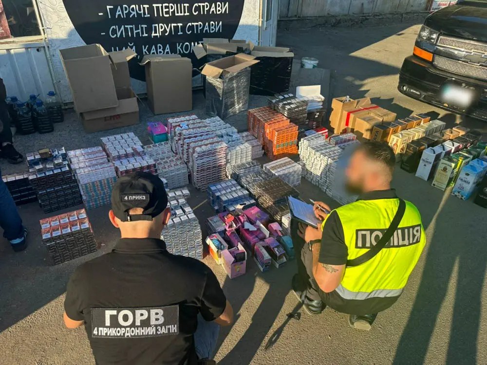На Харківщині правоохоронці вилучили фальсифікованих тютюнових і алкогольних виробів на понад 8 мільйонів гривень (фото, відео)