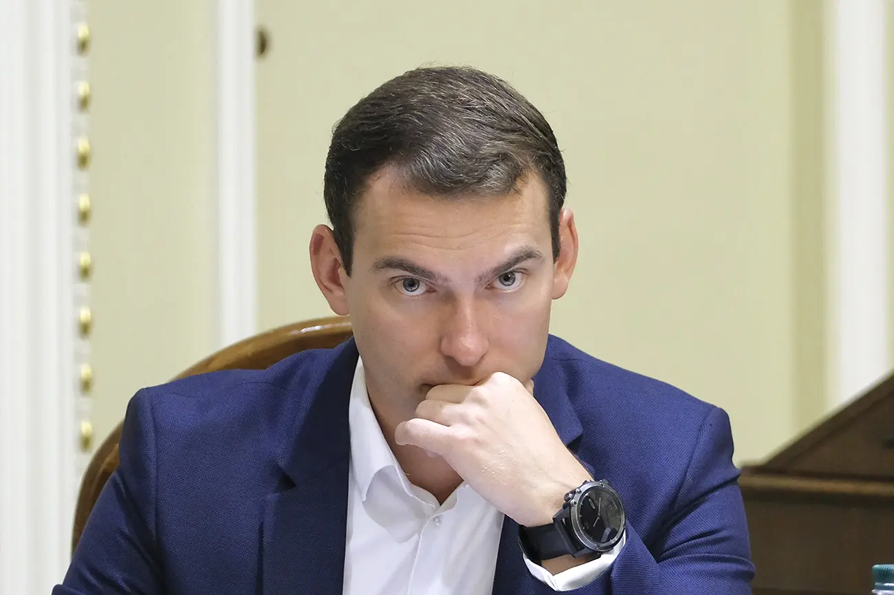 Железняк готовит обращение в Конституционный суд с целью отмены закона о НАБУ и САП