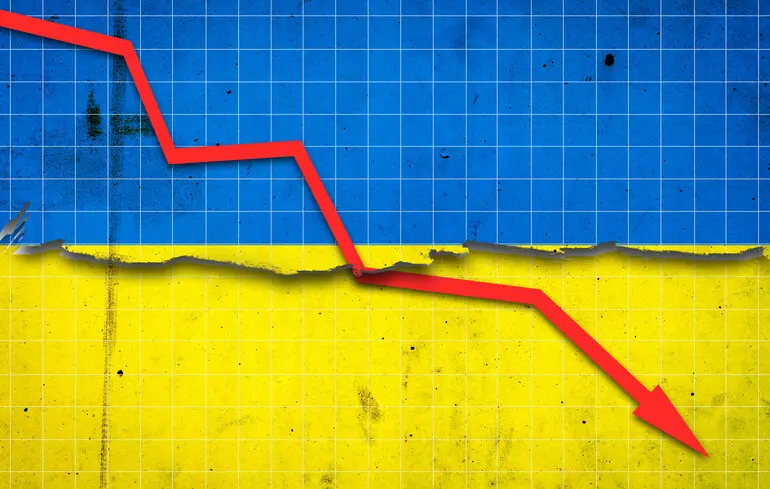 Українська економіка демонструє повільне зростання на тлі скорочення допомоги та зовнішніх викликів