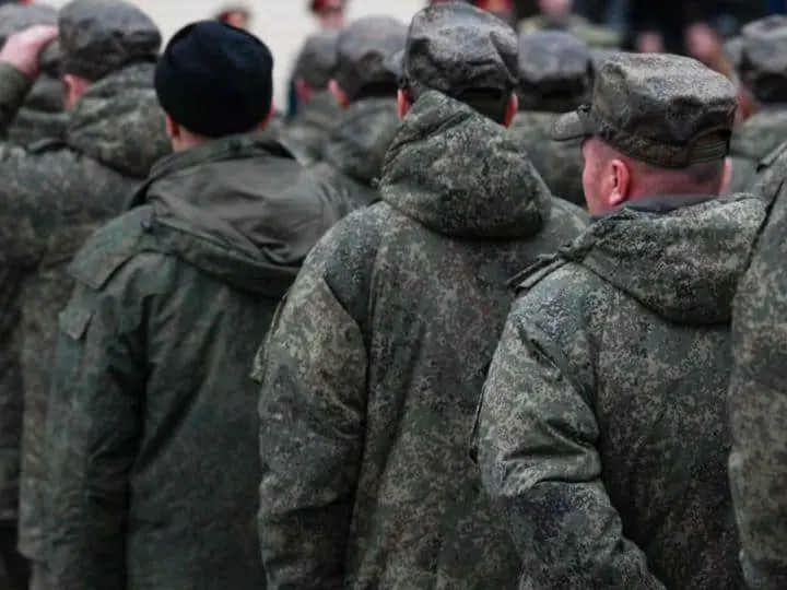 Розвідка Британії вказала на масштаби самовільного залишення служби в армії РФ