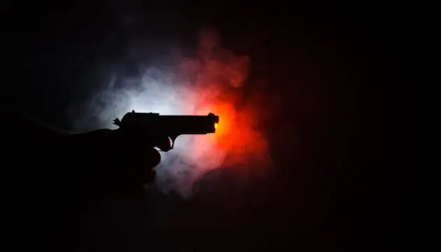 У Василькові невідомий намагався застрелити місцевого жителя